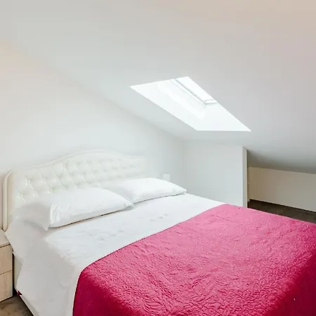 Διαμέρισμα Ferienwohnung Fur 5 Personen Ca 65 Qm In Split, Dalmatien Mitteldalmatien Σπλιτ