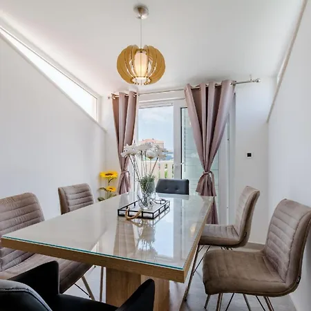 Ferienwohnung Fur 5 Personen Ca 65 Qm In Split, Dalmatien Mitteldalmatien